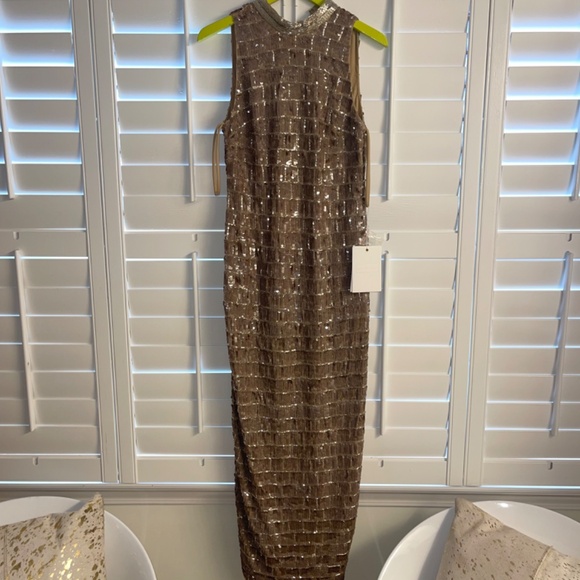 SOLD- MAC DUGGAL Sequined High Neck Sleeveless Column Gown In Taupe Size 6 NWT - Picture 2 of 9